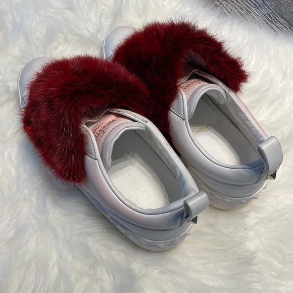 Valentino garavani with red fur size 7 original price 1240 - Picture 3 of 3
